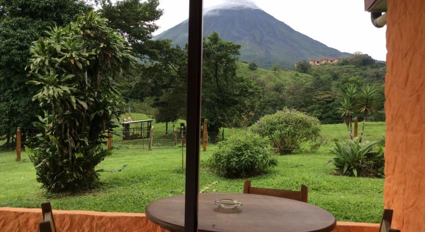Cabinas Los Guayabos Hotel La Fortuna Exterior foto