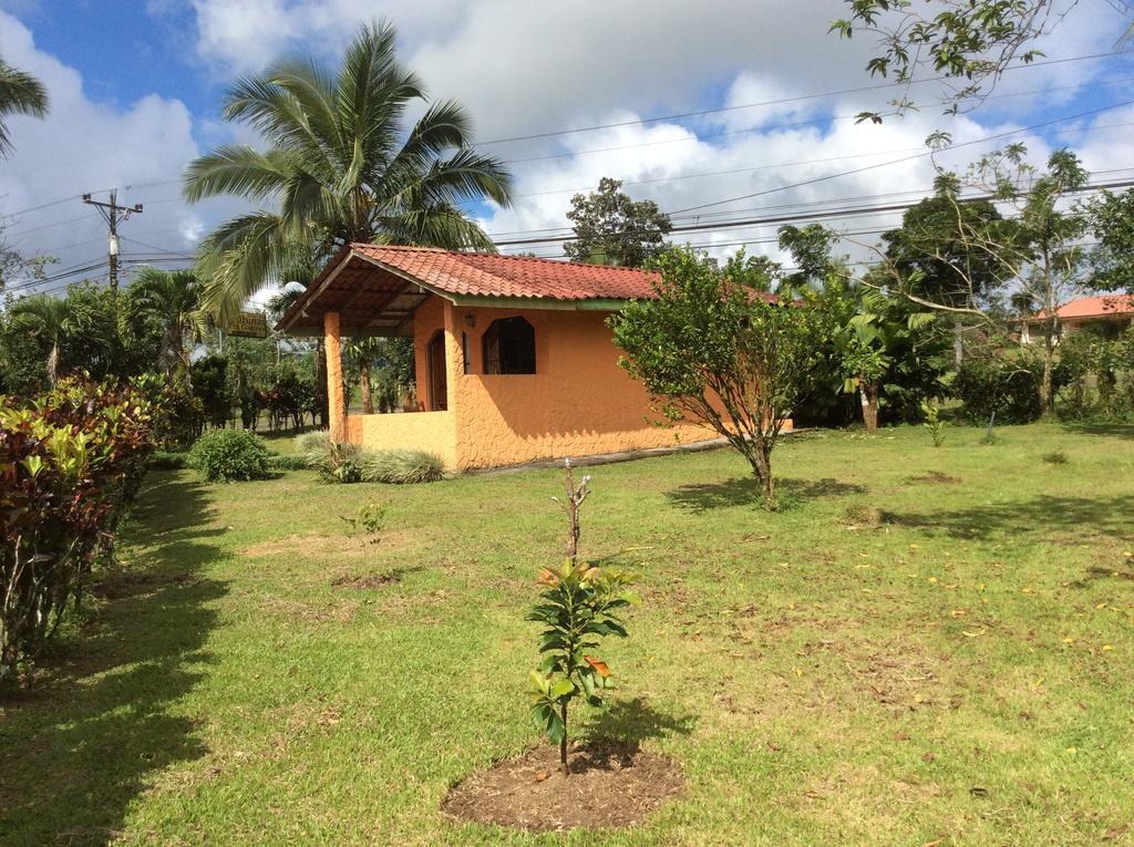 Cabinas Los Guayabos Hotel La Fortuna Exterior foto