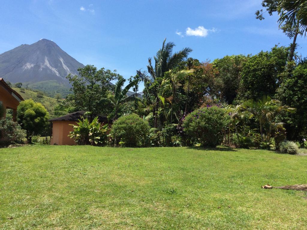 Cabinas Los Guayabos Hotel La Fortuna Exterior foto
